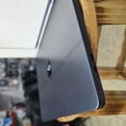 2.EL MacBook Air m3 8gb Ram 256gb SSD