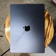 2.EL MacBook Air m3 8gb Ram 256gb SSD