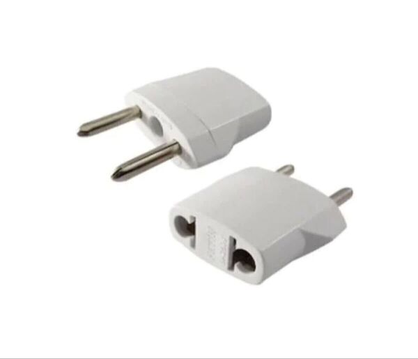 Beyaz Amerikan fiş çevirici beyaz