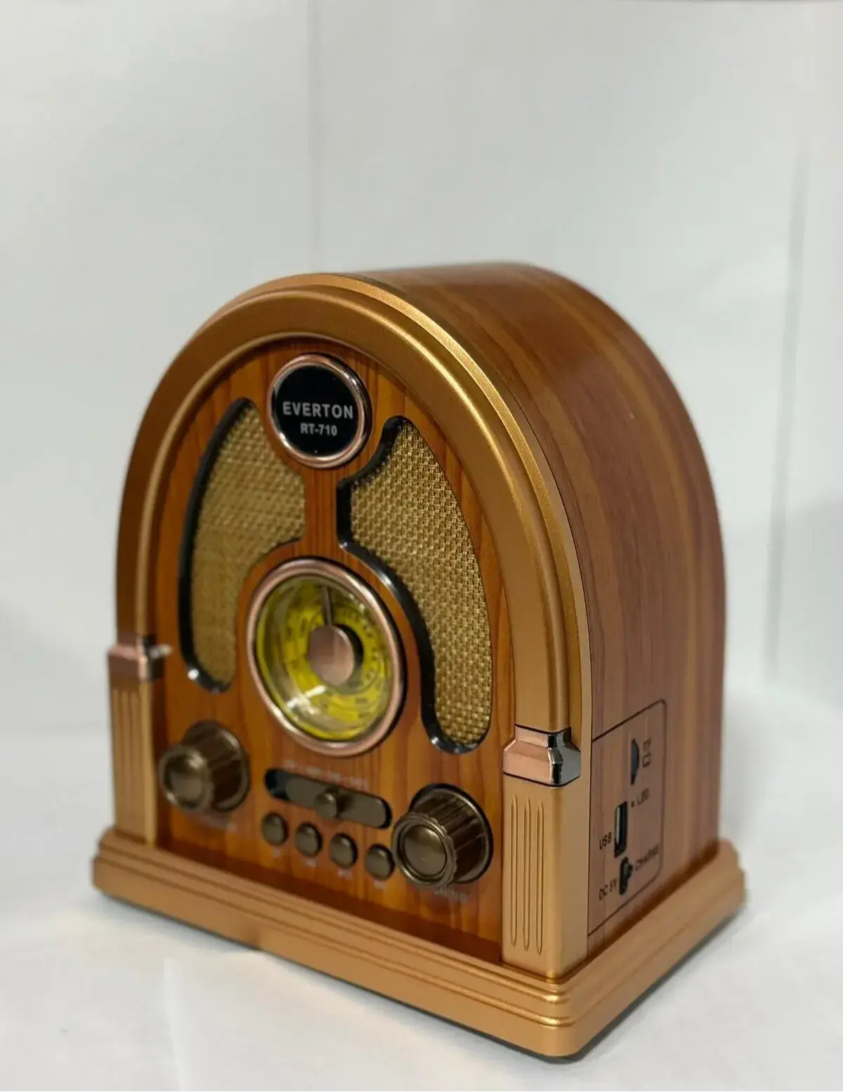 Everton Rt-710 Nostajık Görünümlü Bluethoot Radyo Müzik çalar